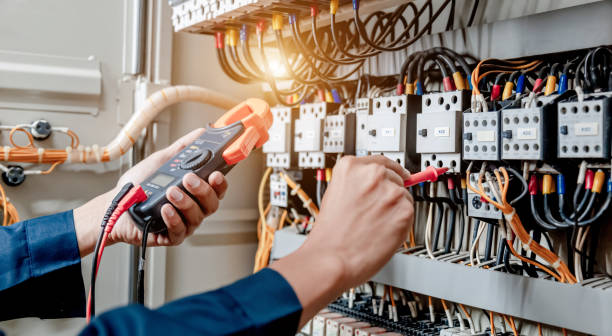 Best Electrical Contractors for Businesses  in Guttenberg, IA