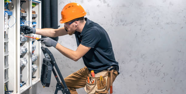 Best Circuit Breaker Repair  in Guttenberg, IA